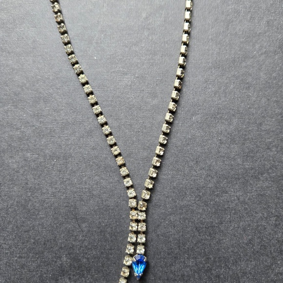 Costume Jewelry - Diamond and Sapphire Lariat - Picture 4 of 4